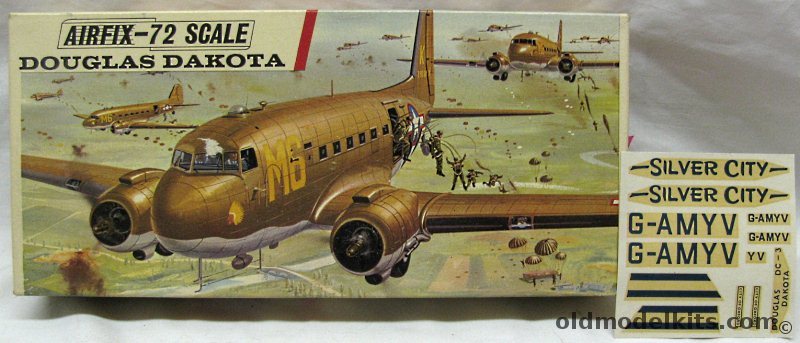 Airfix 1/72 DC-3 Silver Cities or C-47 Dakota, 483 plastic model kit